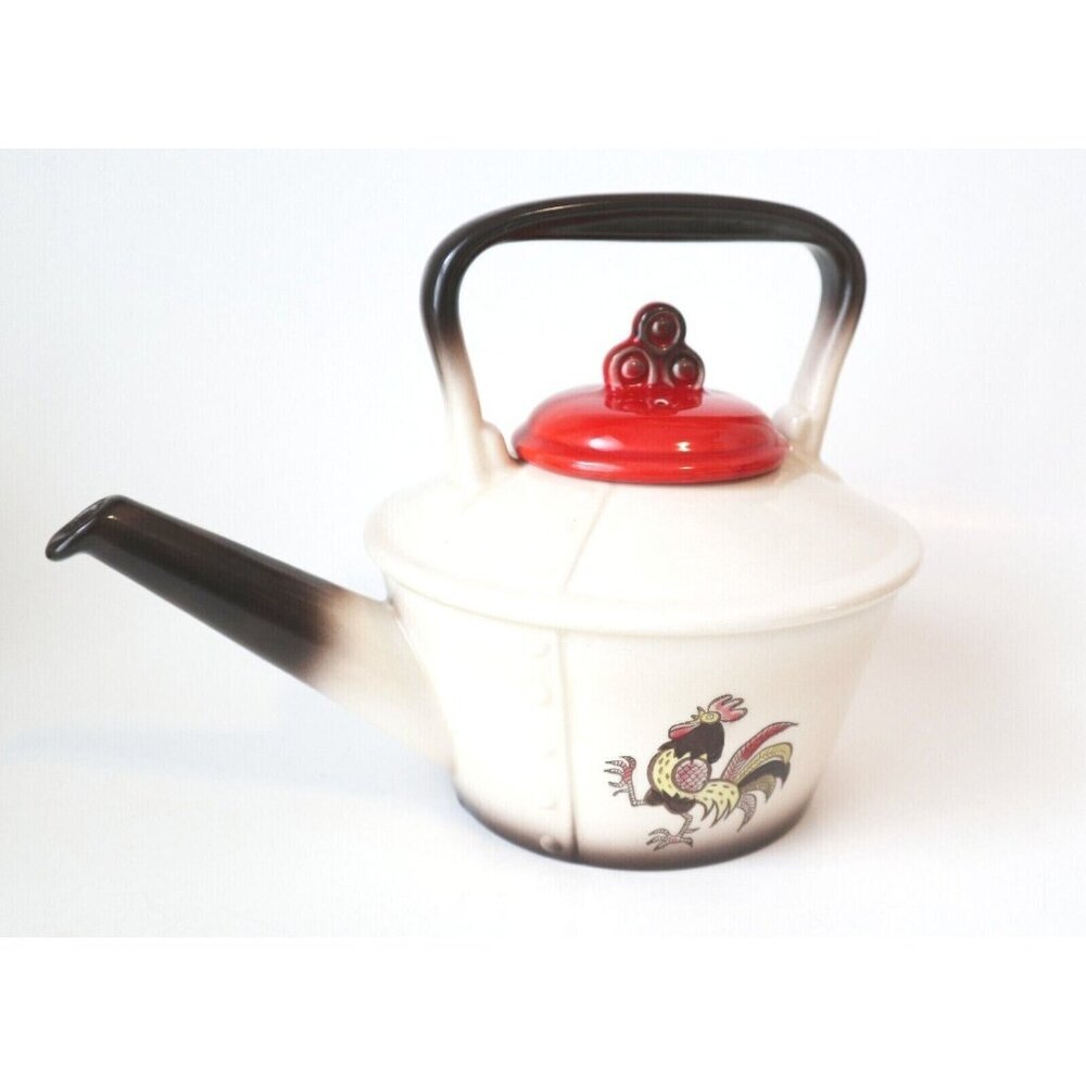 Poppytrail California Pottery Teapot by Metlox Rooster